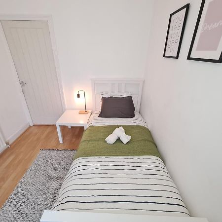 뉴캐슬어폰타인 Large 3 Bed Flat, Free Parking 아파트 외부 사진