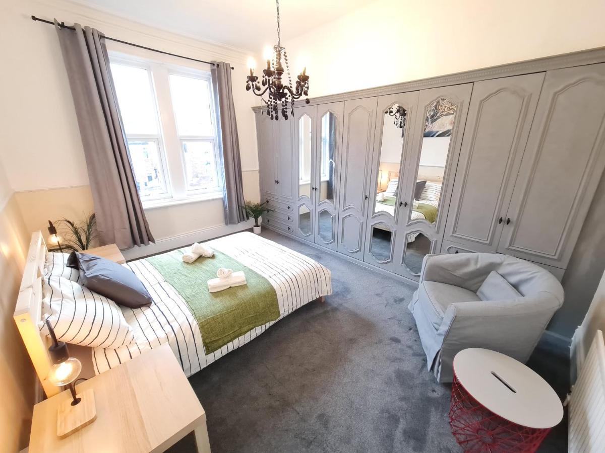 뉴캐슬어폰타인 Large 3 Bed Flat, Free Parking 아파트 외부 사진