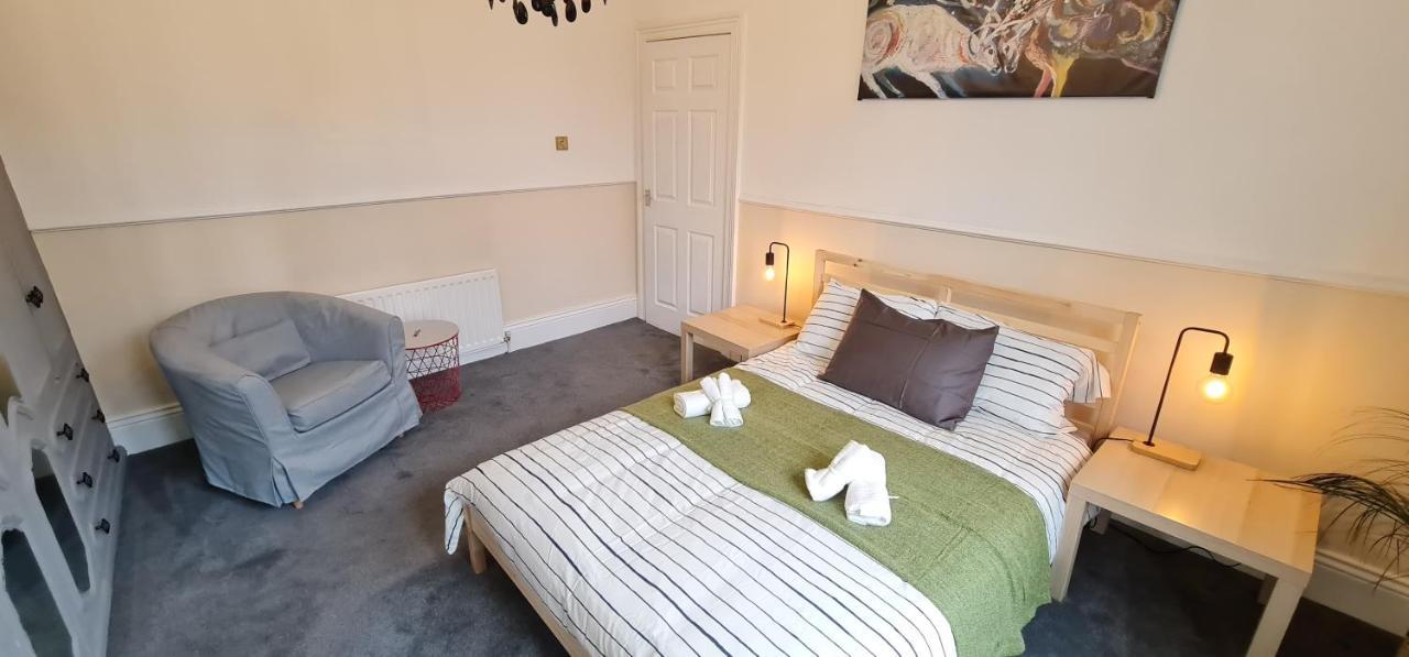 뉴캐슬어폰타인 Large 3 Bed Flat, Free Parking 아파트 외부 사진